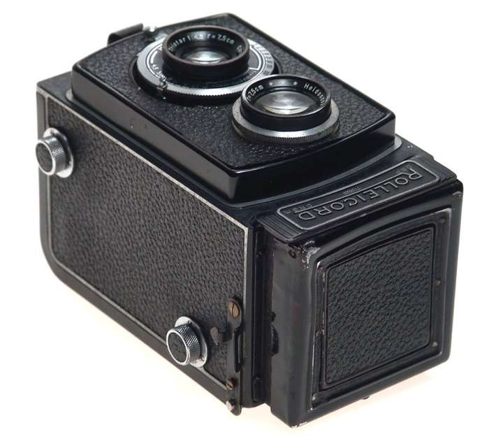 ROLLEICORD TLR CAMERA ZEISS JENA TRIOTAR 4.5/75 CASED
