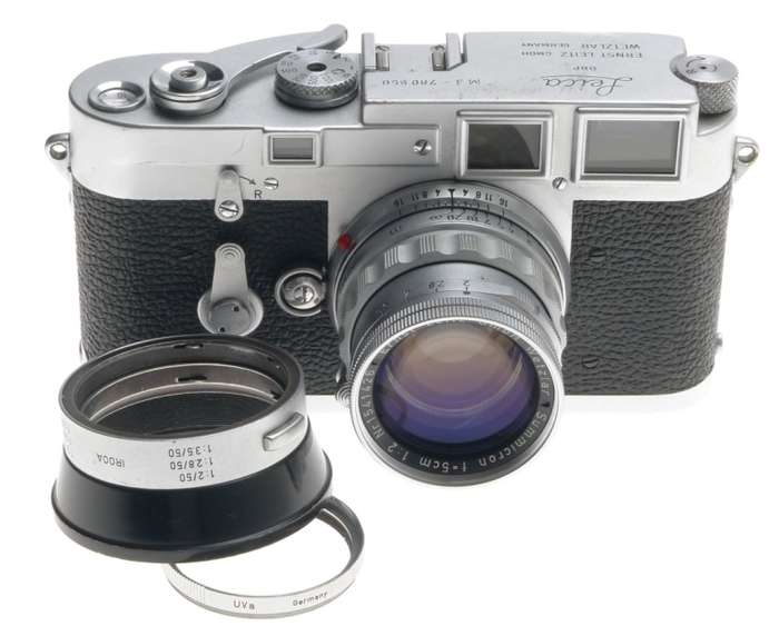 DS LEICA M3 FILM 35mm CAMERA WITH SERVICED SUMMICRON 1:2/50mm RIGID CHROME LENS