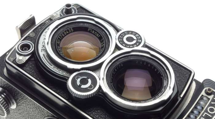 ROLLEIFLEX 3.5 f=75mm Zeiss Planar TLR medium format film camera 3.5/75 metered