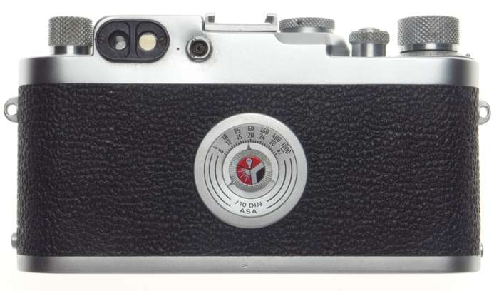 LEICA IIIg chrome 35mm rangefinder camera with 2.8/5cm Elmar 2.8 f=50mm lens kit