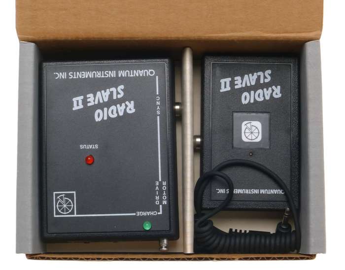 RADIO SLAVE II REMOTE CONTROL FOR CAMERA AND FLASH UNITS QUANTUM INSTRUMENTS BOX