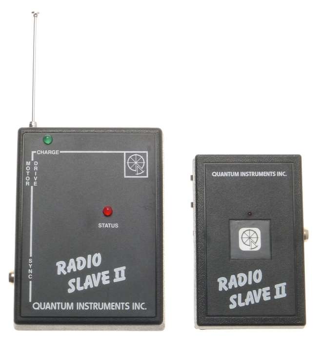 RADIO SLAVE II REMOTE CONTROL FOR CAMERA AND FLASH UNITS QUANTUM INSTRUMENTS BOX