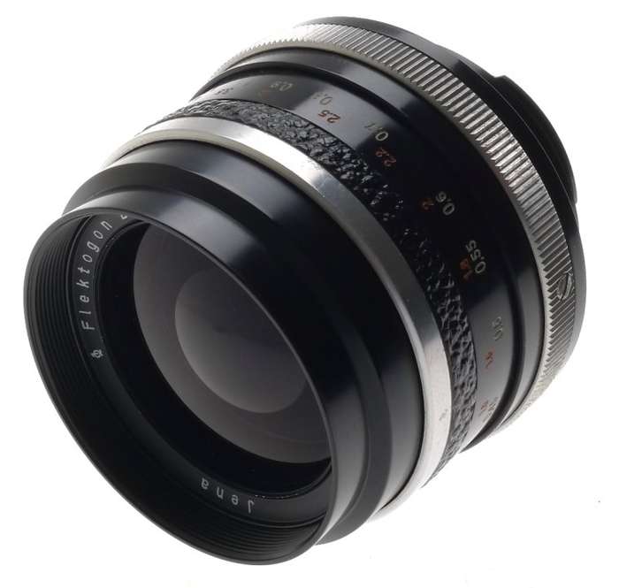 FLEKTOGON 2.8/35mm WIDE ANGLE ZEISS JENA CAMERA LENS CAPS CLEAN CONDITION f=35mm