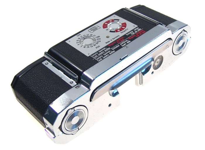 ZEISS IKON CHROME CONTAREX CAMERA FILM BACK WITH DARKSLIDE AND SPOOL COMPLETE NR