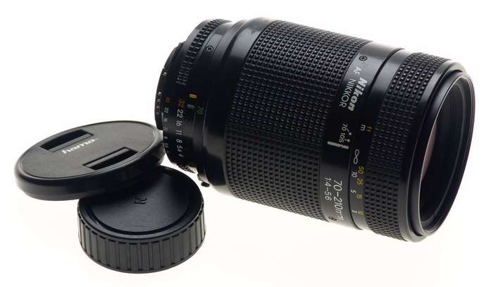 NIKON CAMERA ZOOM LENS 1:4-5.6 f=70-210mm AF NIKKOR EXCELLENT CONDITION CAPS NR