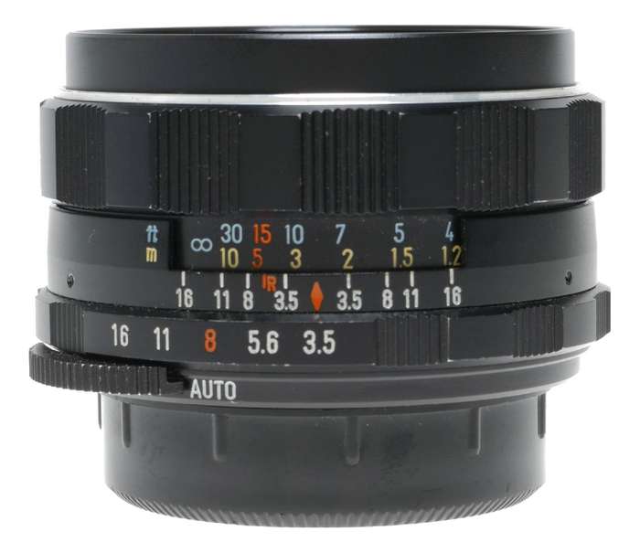 Asahi Super-Takumar 1:3.5/35 screw mount f=35mm wide angle lens f/3.5