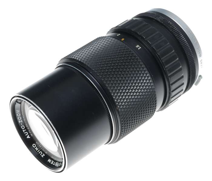 Olympus OM-System Zuiko MC Auto-Zoom 1:4 f=75-150mm vintage camera lens
