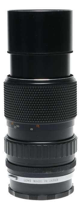 Olympus OM-System Zuiko MC Auto-Zoom 1:4 f=75-150mm vintage camera lens