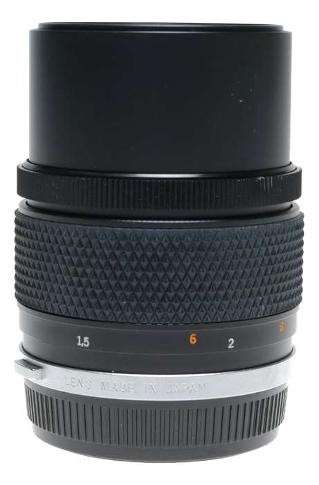 Olympus 3.5/135mm OM-System Zuiko Auto T f/3.5 f=135mm vintage SLR lens