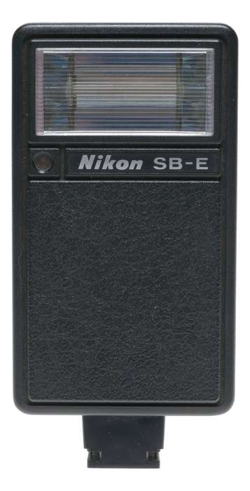 Nikon SB-E camera flash accessory attachment in cold shu film camera 35mm