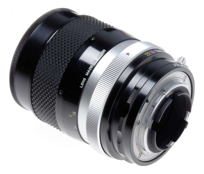 Nikon Nikkor-Q Auto 1:2.8 135mm SLR Camera Lens