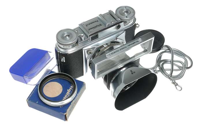 Voigtlander Ultron 2/50 mm vintage lens Prominent camera Proximeter hood set