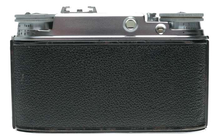 Voigtlander Ultron 2/50 mm vintage lens Prominent camera Proximeter hood set