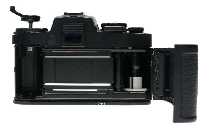 Leica R4 Black 35mm film camera body Leitz SLR strap and instruction manual