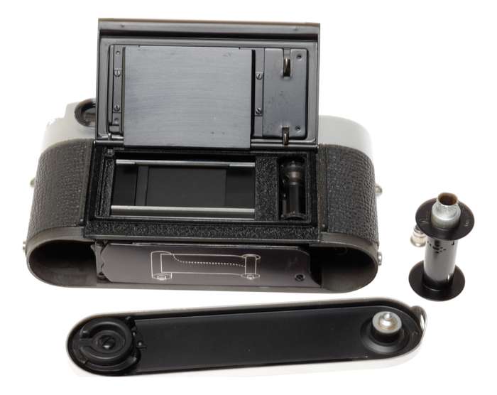 Leica M2 rangefinder 35mm vintage film camera original seal intact