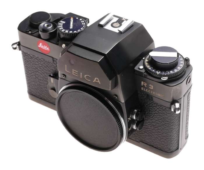 SLR Leica R3 Electronic Leitz Film camera body 35mm black with strap