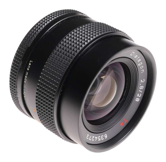 Zeiss Distagon 2.8/28 wide angle camera lens f=28mm T Contax SLR