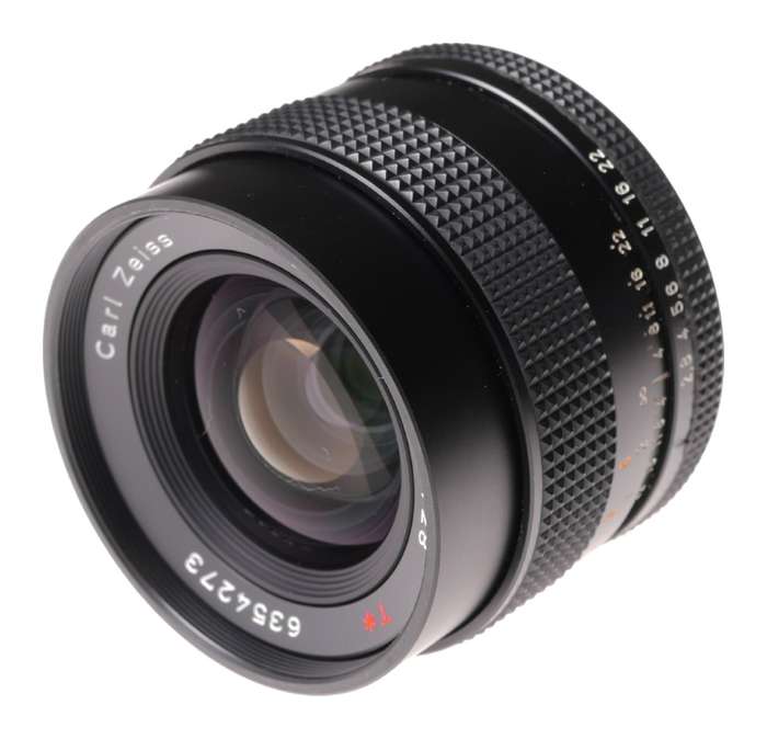 Zeiss Distagon 2.8/28 wide angle camera lens f=28mm T Contax SLR