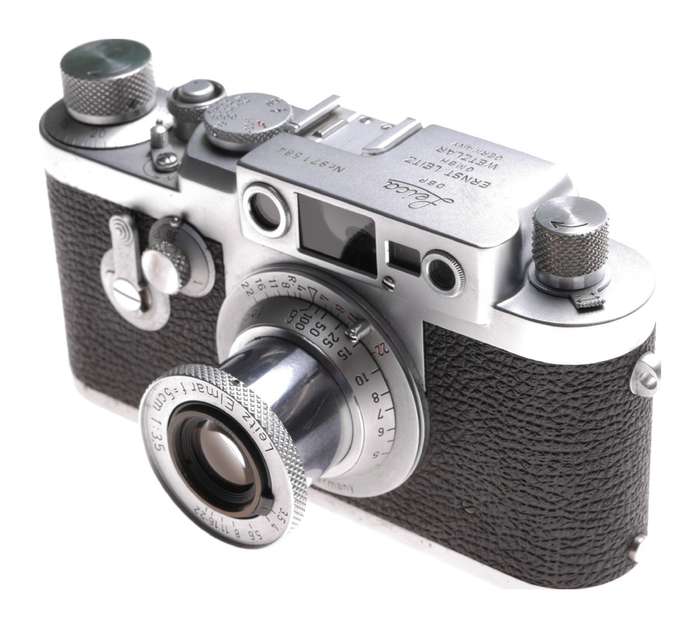 Leica IIIg camera with Elmar 3.5 f=5cm chrome coated lens 3.5/50mm Excellent