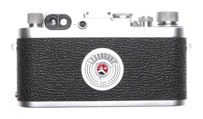 Leica IIIg camera with Elmar 3.5 f=5cm chrome coated lens 3.5/50mm Excellent