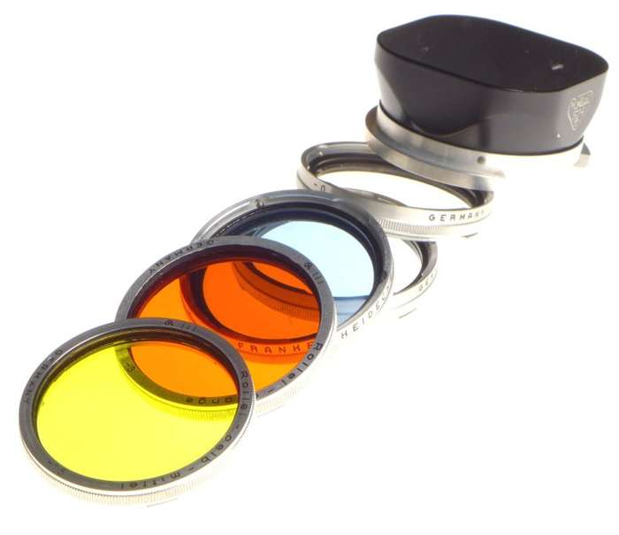 Rolleiflex RIII 3 complete filter set in case 5x color filter and lens hood shad