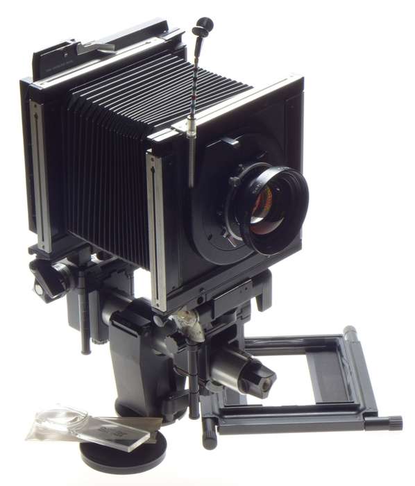 SINAR F Black camera 4x5 body Chrome Rail SYMMAR-S 1:5.6/210mm Schneider lens MC