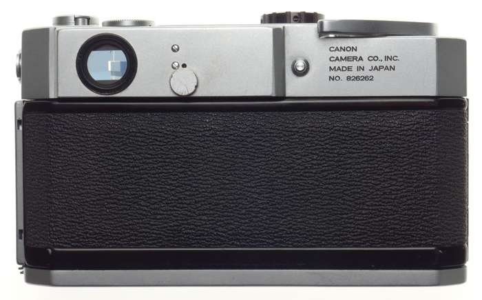 CANON Model 7 rangefinder chrome 35mm camera body only ready for 0.95/50mm lens
