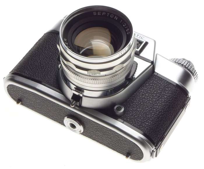 VOIGTLANDER Bessamatic 35mm SLR film camera SEPTON 2/50mm rare coated lens MINT