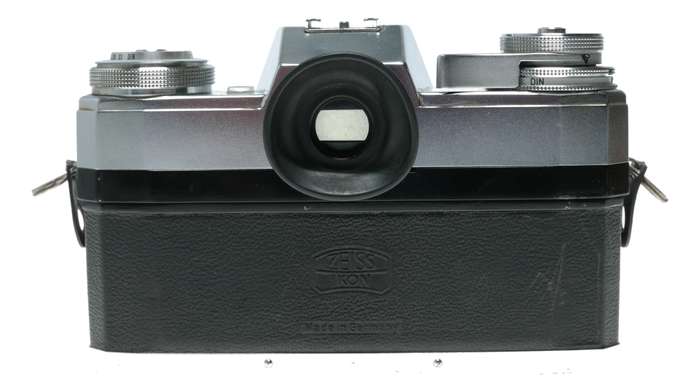 Zeiss Ikon Contarex Bullseye SLR film camera Distagon Sonnar Planar lenses macro bellows in trave...