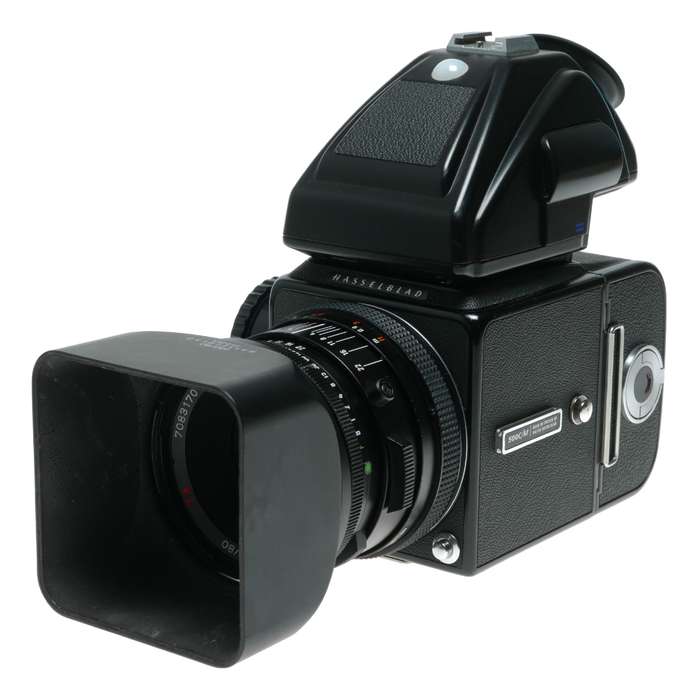 Hasselblad 500 C/M black 6x6 Zeiss Planar 2.8/80 T lens 80/80 hood PME45 finder Excellent