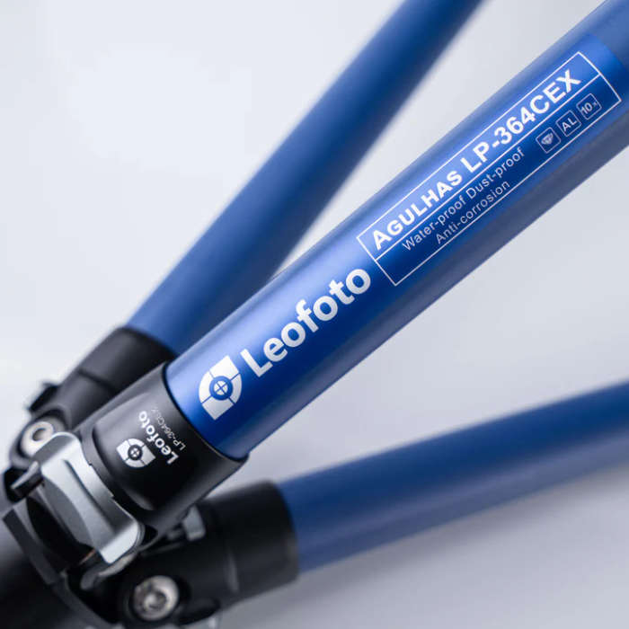 Leofoto Agulhas Carbon Fiber Tripod Kit | LP-364CEX + LH-47LR