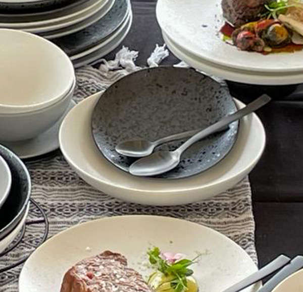 NOVA RAIN BLACK FLAT PLATE 9CM(PACK OF 6)