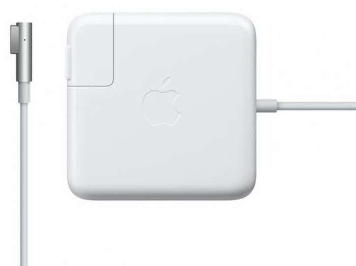 Apple 60W MagSafe Power Adapter (for MacBook and MacBook Pro 13&quot;)
