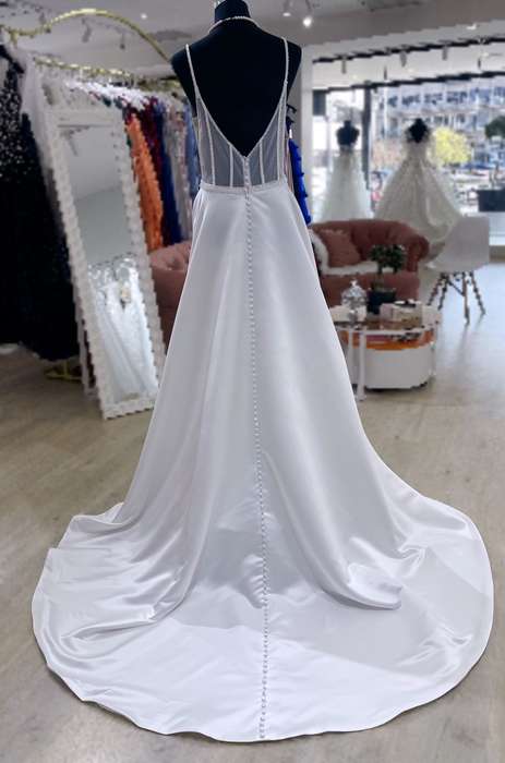 (Rental) Elaine satin A-line with pearl belt wedding dress