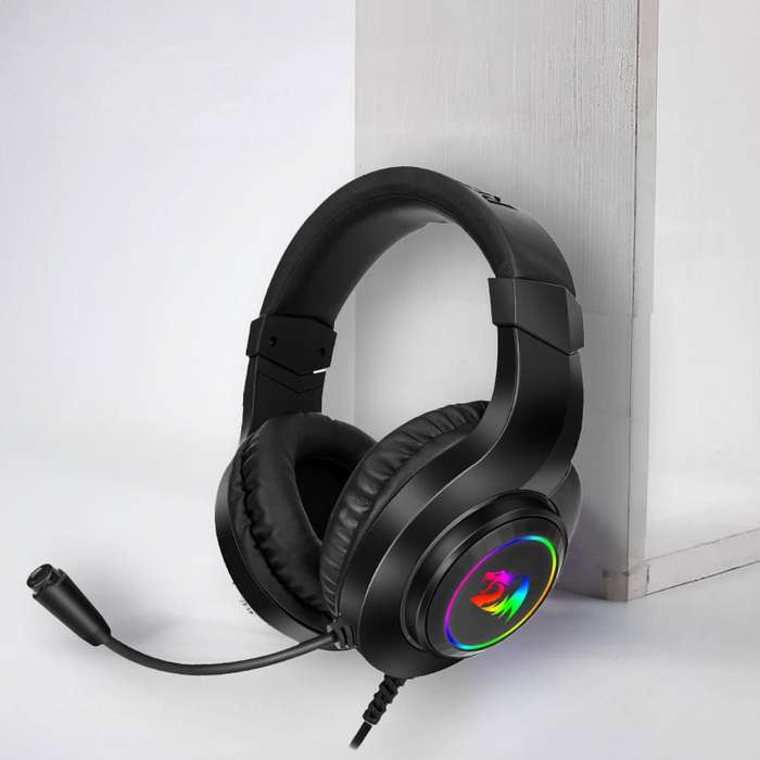 REDRAGON Over-Ear HYLAS Aux (Mic and Headset)|USB (Power Only)&#xD;RGB Gaming Headset - Black