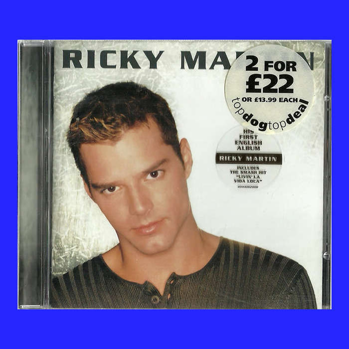 MUSIC CD  - Rickey Martin - Livin` La Vida Loc`A