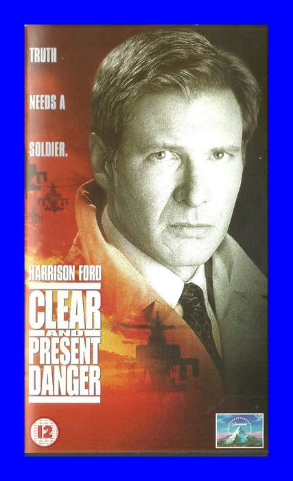 VHS CASSETTE  -  CLEAR AND PRESENT DANGER