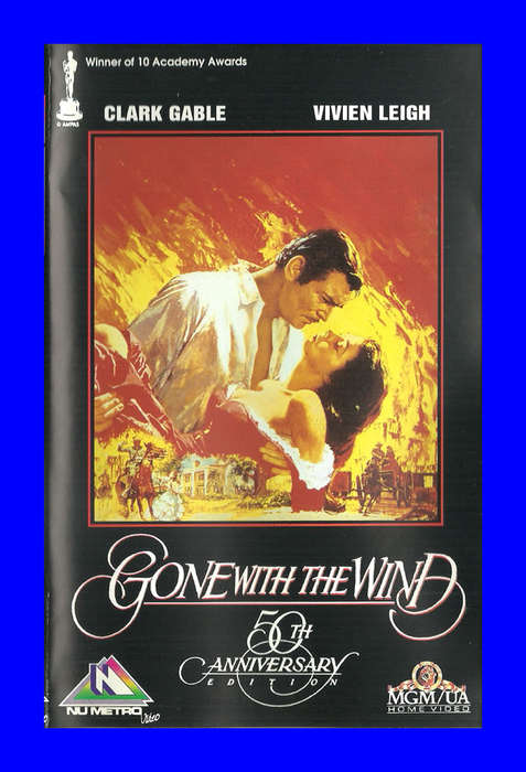 VHS CASSETTE  -  GONE WITH THE WIND (CLARK GABLE, VIVIEN LEIGH)