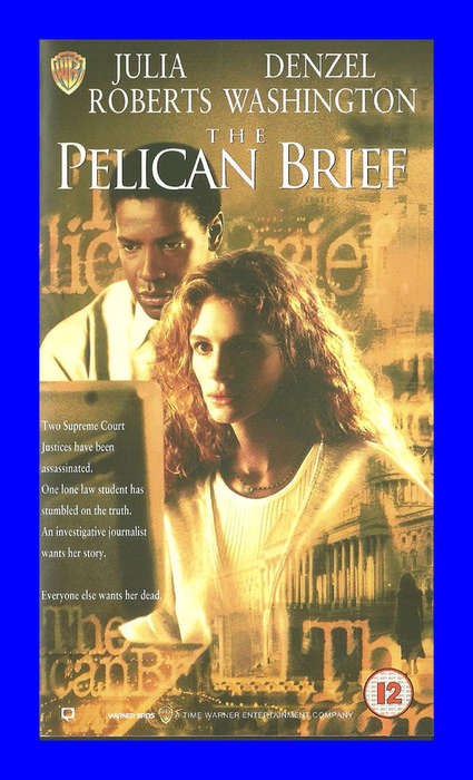 VHS CASSETTE  -  THE PELICAN BRIEF (JULIA ROBERTS & DENZEL WASHINGTON)
