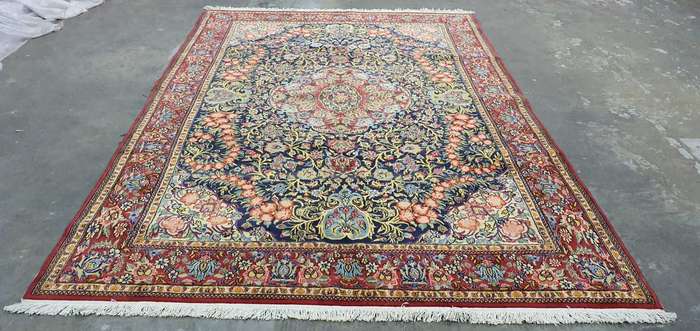 Very Fine Persian Qum Carpet 300cm x 208cm Hand Knotted