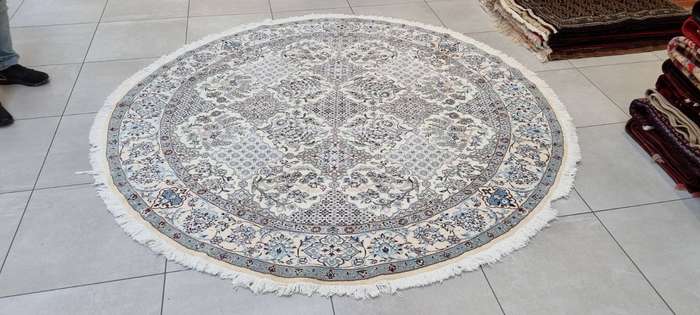 Very Fine Persian Nain Carpet 244cm x 244cm Hand Knotted