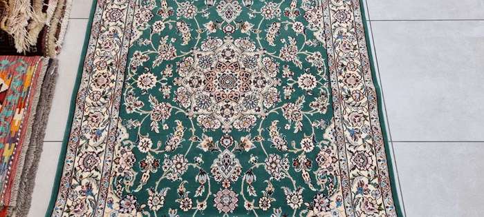 Very Fine Persian Nain Carpet 210cm x 130cm Hand Knotted