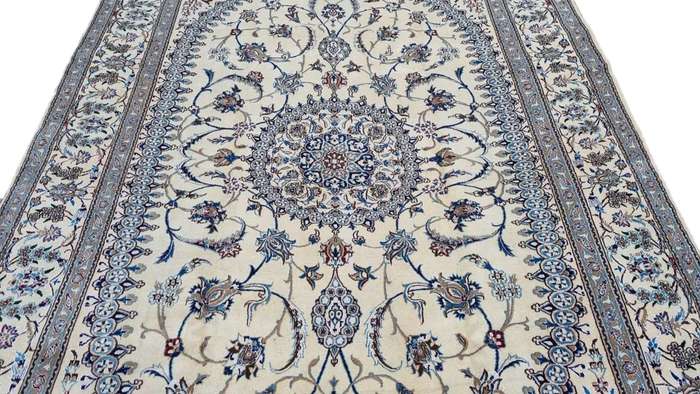 Persian Nain Carpet 397cm x 290cm Hand Knotted