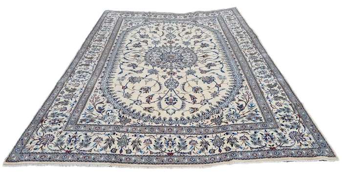 Persian Nain Carpet 397cm x 290cm Hand Knotted