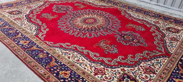 Vintage Persian Tabriz Carpet  395cm x 305cm Hand-Knotted