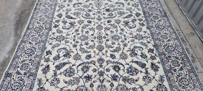 Very Fine Persian Nain Carpet 347cm x 250cm Hand Knotted