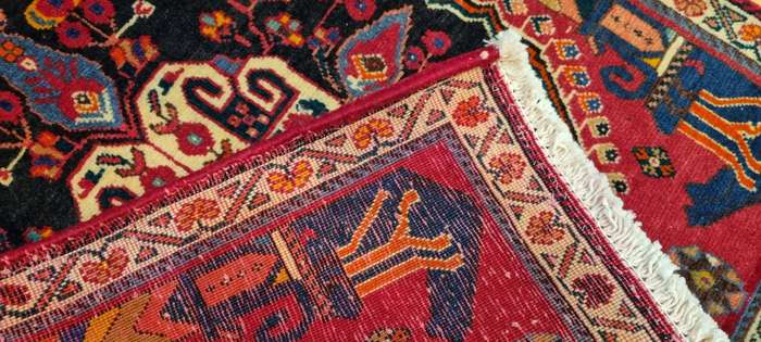 Very Fine Persian Qashqai Carpet 60cm x 60cm Hand Knotted
