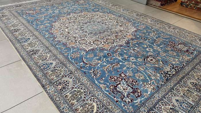 Extremely Fine Quality Persian Nain Carpet 377cm x 250cm Hand Knotted (6LA)