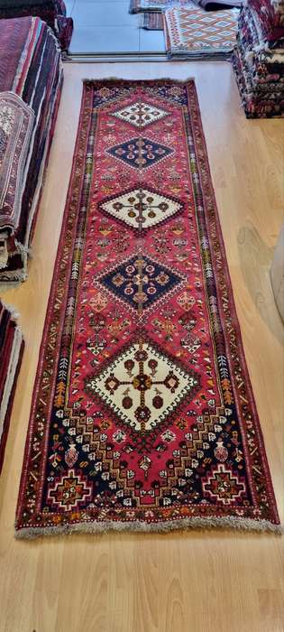 Very Fine Persian Qashqai Carpet 287cm x 75cm Hand Knotted