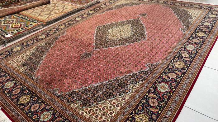 Very Fine Persian Tabriz Carpet 350cm x 250cm Hand Knotted